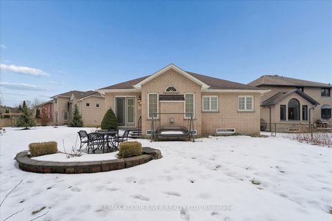 Photo 33 at 45 Pebblebrook Crescent, Rolling Acres, Whitby