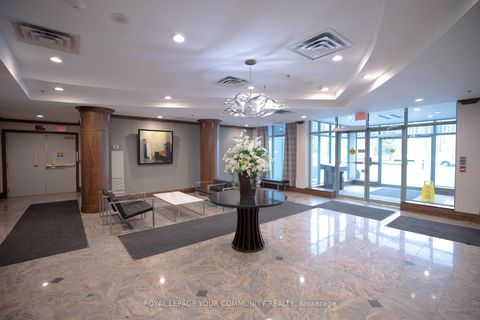 Photo 1 at 1004 - 11 Oneida Crescent, Langstaff, Richmond Hill