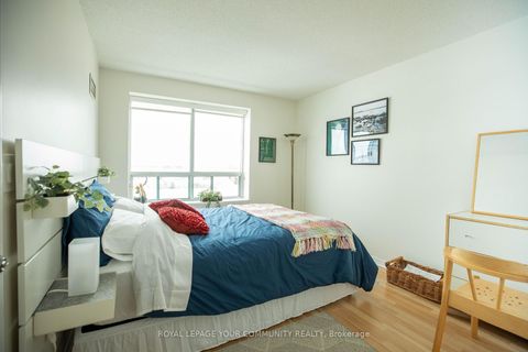Photo 14 at 1004 - 11 Oneida Crescent, Langstaff, Richmond Hill
