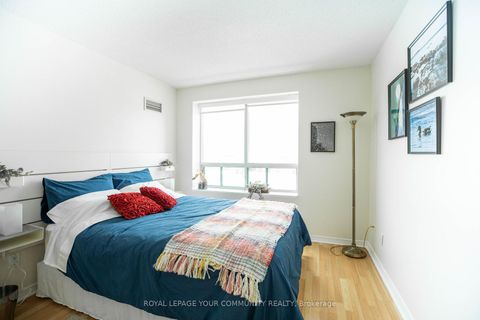 Photo 15 at 1004 - 11 Oneida Crescent, Langstaff, Richmond Hill