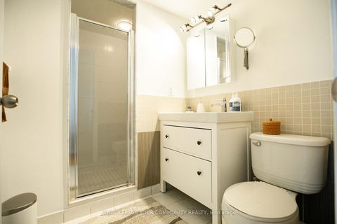 Photo 22 at 1004 - 11 Oneida Crescent, Langstaff, Richmond Hill