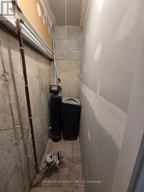 Photo 9 at 59 Scott Crescent, Letitia Heights, Barrie