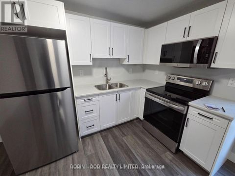 Photo 12 at 59 Scott Crescent, Letitia Heights, Barrie