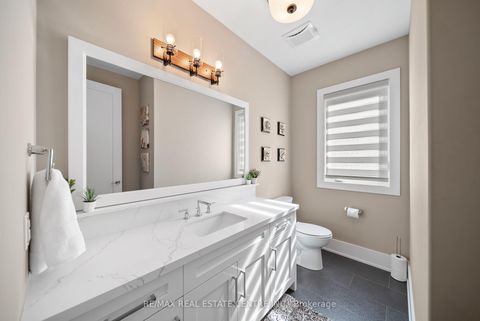 Photo 10 at 303 Sunnybrae Avenue, Stroud, Innisfil