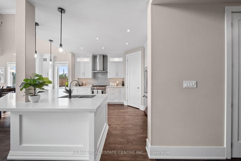 Photo 11 at 303 Sunnybrae Avenue, Stroud, Innisfil