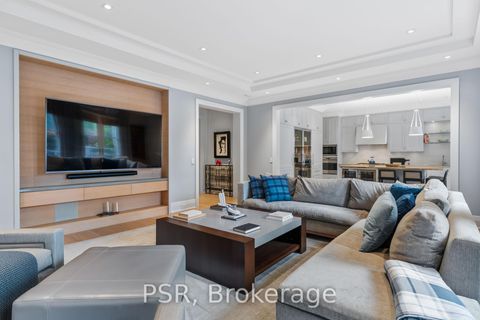 Photo 4 at 221 Dunvegan Road, Forest Hill South, Toronto