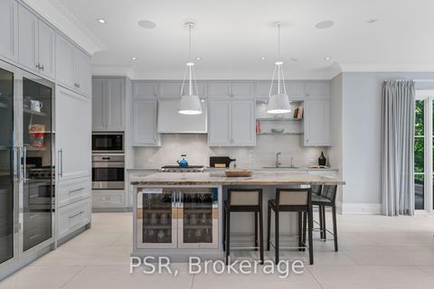 Photo 5 at 221 Dunvegan Road, Forest Hill South, Toronto