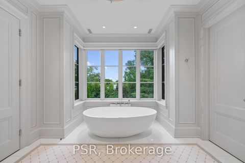 Photo 10 at 221 Dunvegan Road, Forest Hill South, Toronto