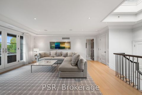 Photo 14 at 221 Dunvegan Road, Forest Hill South, Toronto