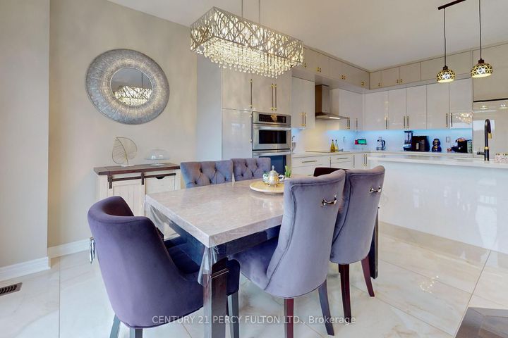 Photo 32 at 39 Jocada Court, Oak Ridges, Richmond Hill