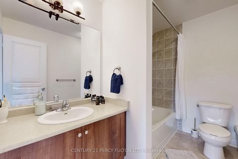 Photo 9 at 39 Jocada Court, Oak Ridges, Richmond Hill