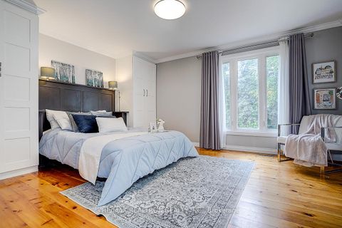 Photo 15 at 9 Earls Court, Holland Landing, East Gwillimbury