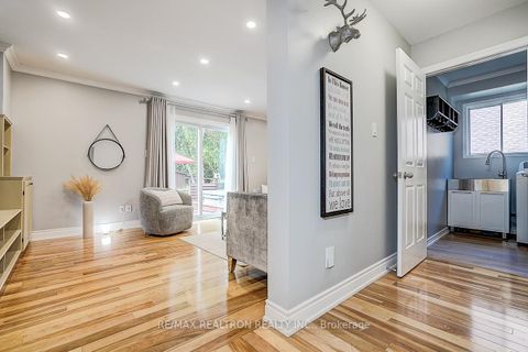 Photo 26 at 9 Earls Court, Holland Landing, East Gwillimbury