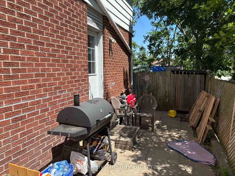 Photo 2 at 43 Christie Crescent, Letitia Heights, Barrie