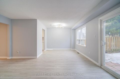 Photo 5 at 56 - 71 Cass Avenue, Sullivan, Toronto