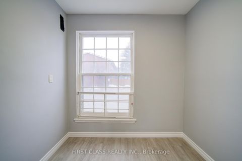 Photo 10 at 56 - 71 Cass Avenue, Sullivan, Toronto