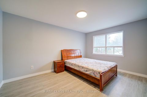 Photo 13 at 56 - 71 Cass Avenue, Sullivan, Toronto