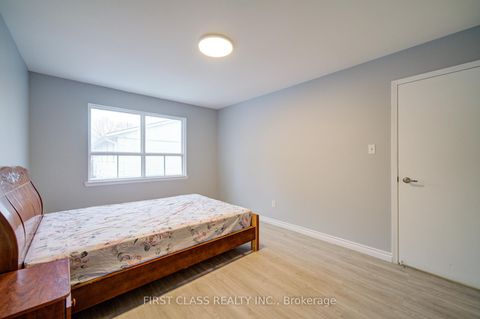 Photo 14 at 56 - 71 Cass Avenue, Sullivan, Toronto