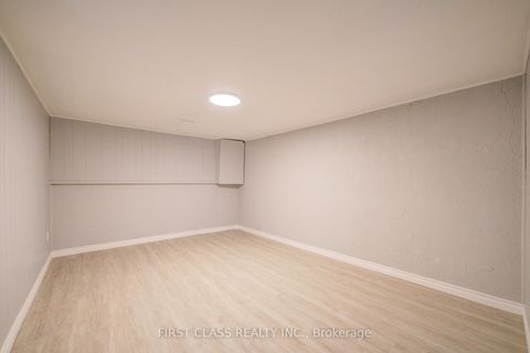 Photo 20 at 56 - 71 Cass Avenue, Sullivan, Toronto