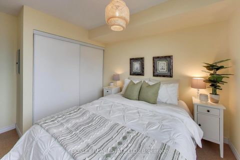 Photo 11 at 303 - 1369 Bloor Street W, Dufferin Grove, Toronto