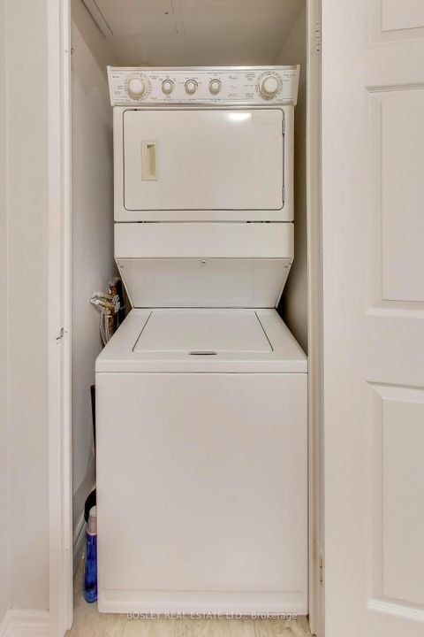 Photo 15 at 303 - 1369 Bloor Street W, Dufferin Grove, Toronto