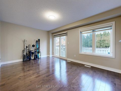 Photo 16 at 43 Royal Appian Crescent, Patterson, Vaughan