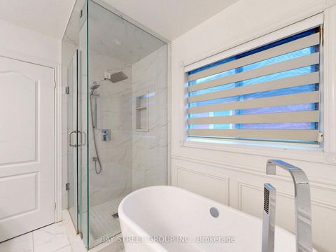 Photo 26 at 43 Royal Appian Crescent, Patterson, Vaughan