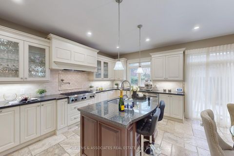 Photo 7 at 130 York Mills Road, Windfields, Toronto