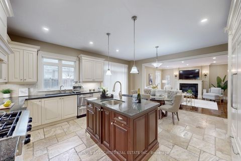 Photo 8 at 130 York Mills Road, Windfields, Toronto