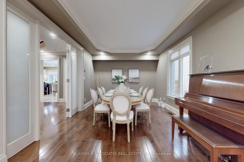 Photo 13 at 130 York Mills Road, Windfields, Toronto