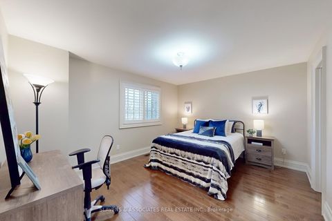 Photo 26 at 130 York Mills Road, Windfields, Toronto