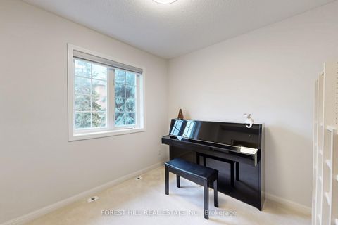 Photo 17 at 01 - 23 St.Moritz Way, Unionville, Markham