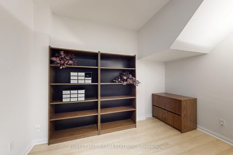 Photo 36 at 01 - 23 St.Moritz Way, Unionville, Markham