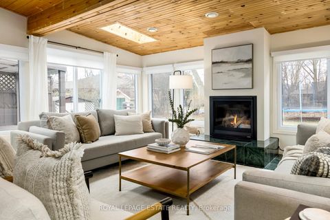 Photo 10 at 44 Cliffside Drive, Cliffside, Toronto