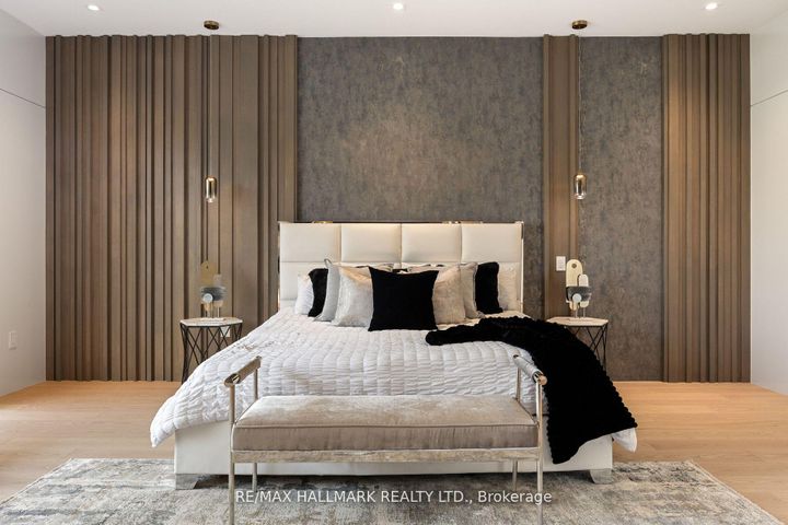 Photo 17 at 652 Bedford Park Avenue, Nortown, Toronto