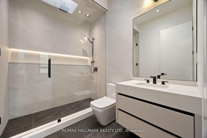 Photo 27 at 652 Bedford Park Avenue, Nortown, Toronto