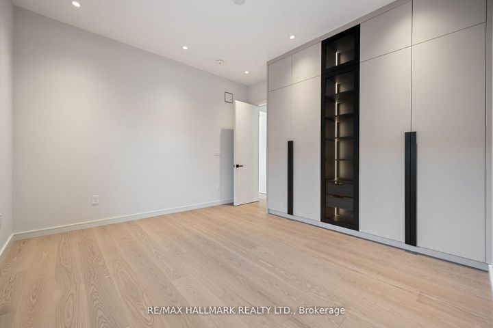 Photo 28 at 652 Bedford Park Avenue, Nortown, Toronto