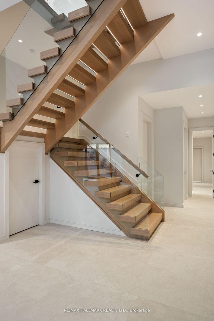 Photo 33 at 652 Bedford Park Avenue, Nortown, Toronto