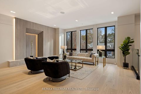 Photo 3 at 652 Bedford Park Avenue, Nortown, Toronto