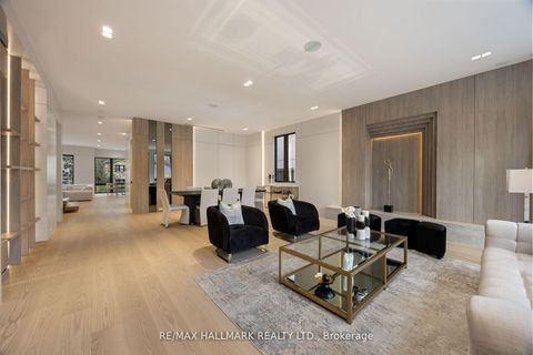 Photo 5 at 652 Bedford Park Avenue, Nortown, Toronto