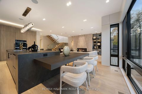 Photo 10 at 652 Bedford Park Avenue, Nortown, Toronto