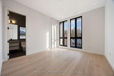 Photo 30 at 652 Bedford Park Avenue, Nortown, Toronto