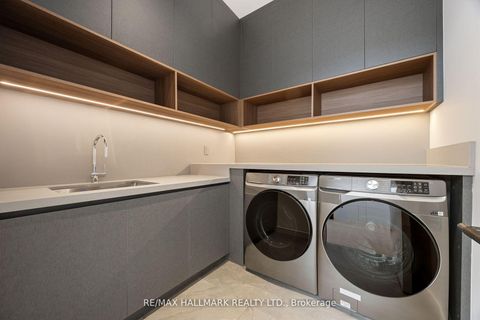 Photo 32 at 652 Bedford Park Avenue, Nortown, Toronto