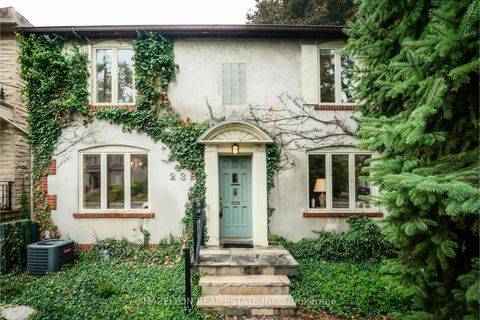 Photo 1 at 239 Empress Avenue, Willowdale East, Toronto