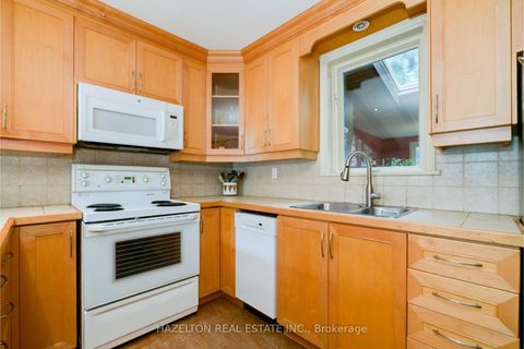 Photo 11 at 239 Empress Avenue, Willowdale East, Toronto