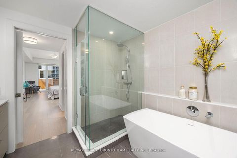 Photo 22 at 415 - 155 Merchants' Wharf, Waterfront Communities C8, Toronto