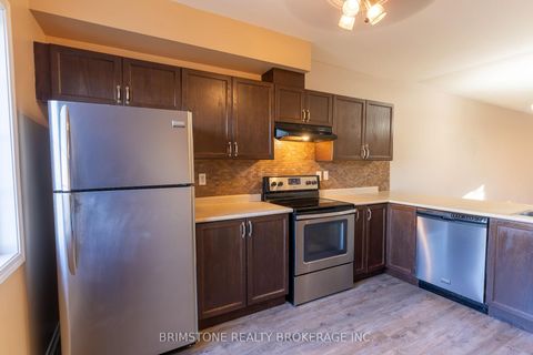 Photo 21 at #33 / #34 - 175 Stanley Street, East Bayfield, Barrie