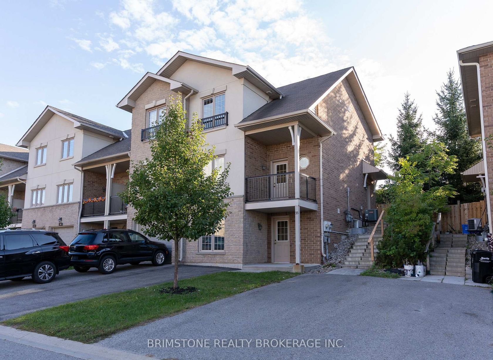 #33 / #34 - 175 Stanley Street, East Bayfield, Barrie photo number 2