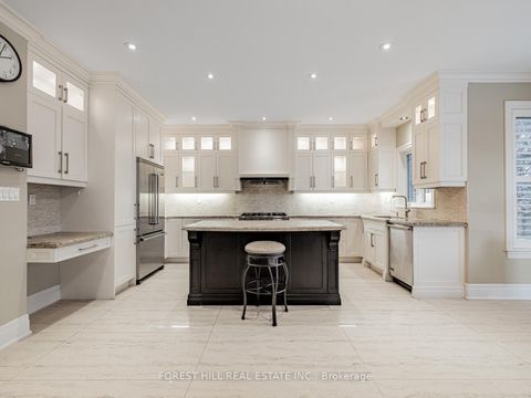 Photo 14 at 394 Connaught Avenue, Newtonbrook West, Toronto