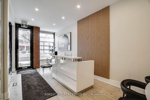 Photo 5 at 659 St Clair Avenue W, Wychwood, Toronto